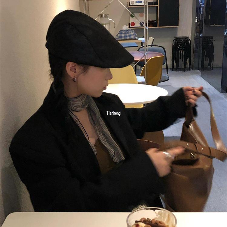 Korean Retro Striped Silk Scarf: Elegant Ribbon for a Sophisticated Look