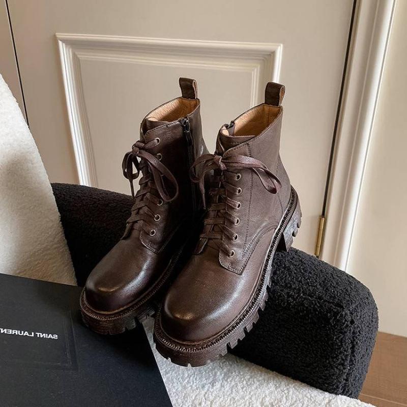 Autumn and winter women's leather boots solid color leather large size women's boots side zipper thick-soled non-slip Martin boots cowhide low boots