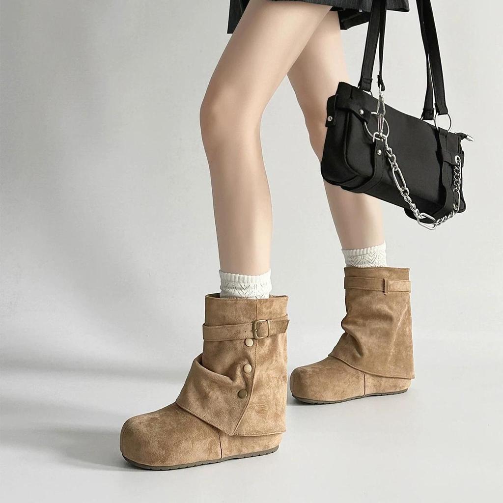 Pleated stack sleeve women's boots autumn belt buckle decoration simple inner height increase daily go out versatile short boots