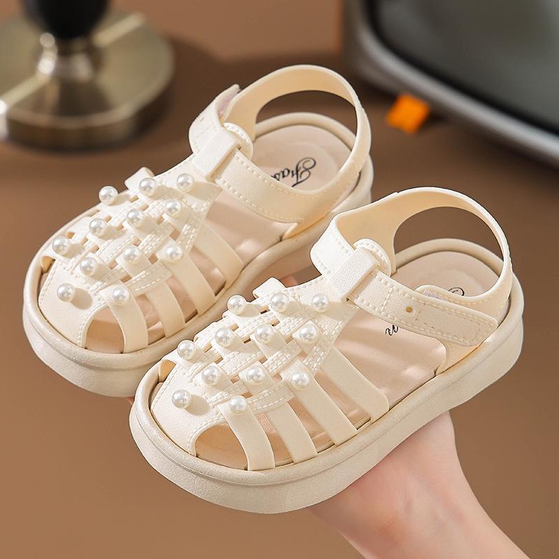 2024 Girls' Non-Slip Pearl Sandals - Soft Sole, Cute Princess Style for Outdoor & Beach