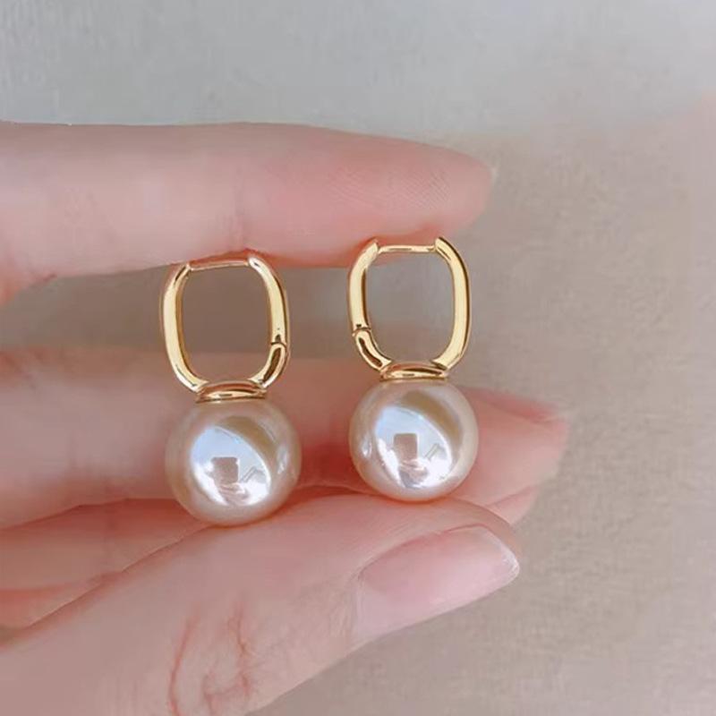 Actress Elegant Temperament Fashionable High-end Earrings