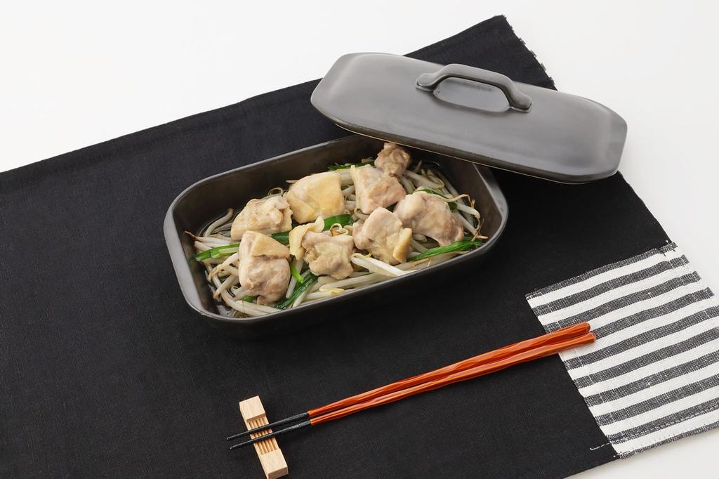 Ishigaki Delish Life Microwave Grilling Ceramic Plate for Meat and Fish, with Rectangular Lid, 19 X 11 Cm, 4577