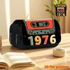 1976 Vintage Cassette Tape 2D Printed Double-Layer Flip-Top Black Pencil Case - Back-to-School Essential Pencil Box, Daily Multi-Functional Makeup Bag