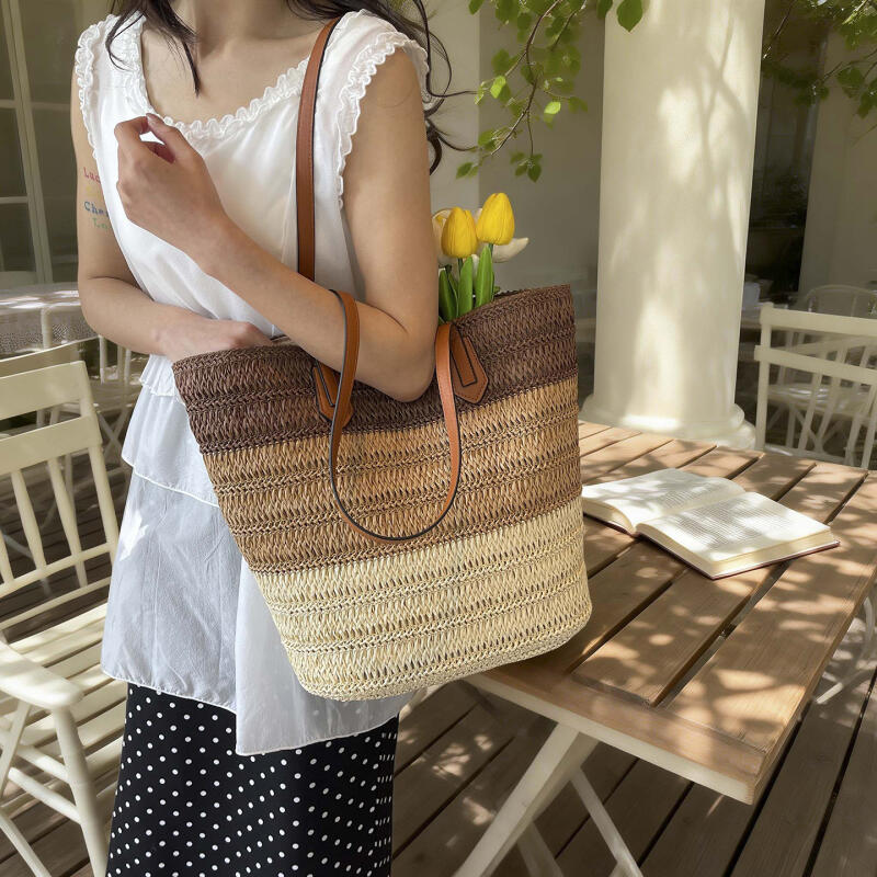 Stylish Woven Straw Tote Bag with Leather Handles Large Capacity Beach Bag for Women Summer Shopping and Travel