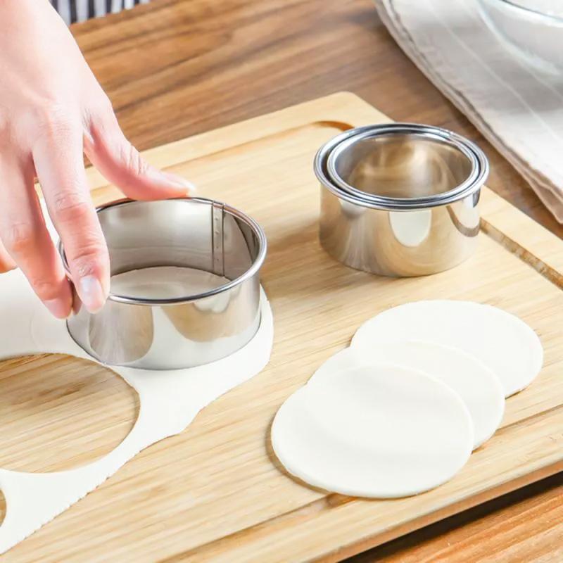 3Pcs Stainless Steel Dough Cutter Dumplings Molds Round Cookie Biscuit Cutters Circle Pastry Cutters Baking Circle Ring Molds