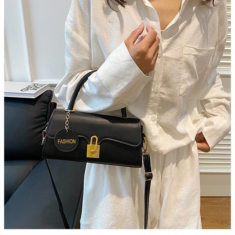 Vintage Small Square Shoulder Bag for Women Fashion Underarm Crossbody Handbag KTB