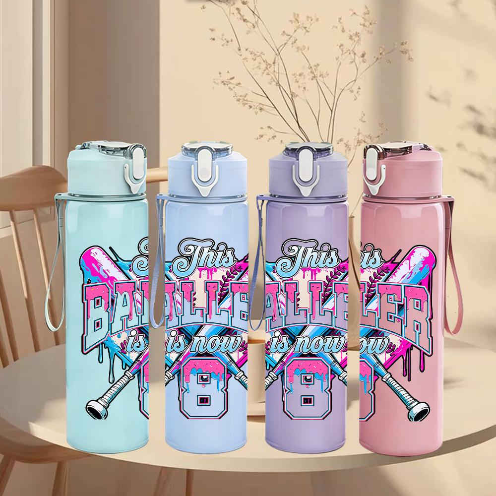 1PC Colorful Baseball Bat Baller Text 750ml Color Plastic Water Bottle Leakproof Flip Straw Lid For Sports Office Home Use