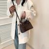 Bag Women's 2025 Spring New Crocodile Pattern Fashionable Retro Portable Shell Bag Simple Casual Shoulder Messenger Bag