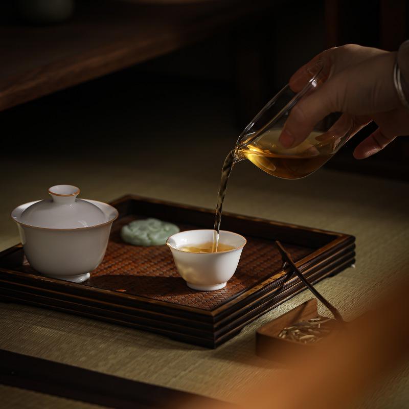 White Porcelain Tea Tasting Cup Set - Simple Kung Fu Style for Household and Guest Reception