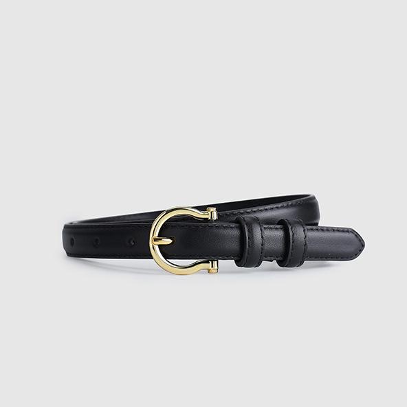 Women's Exquisite Style Genuine Leather Belt with French Gold Buckle – Versatile and Luxurious.
