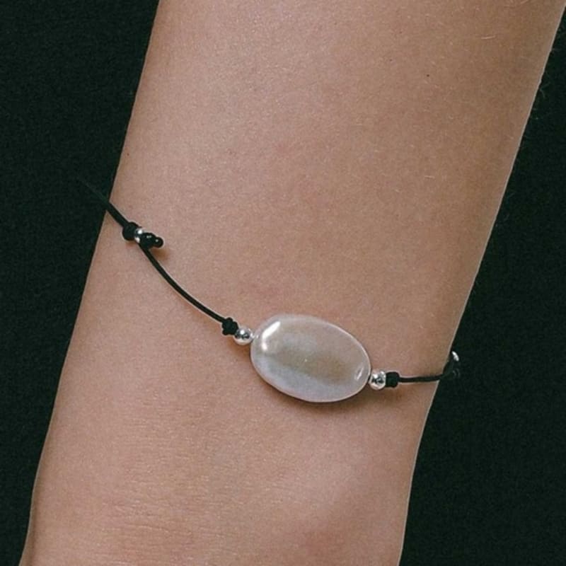 

J.Lauren Freshwater Pearl Silk Cord Bracelet B01053 single type