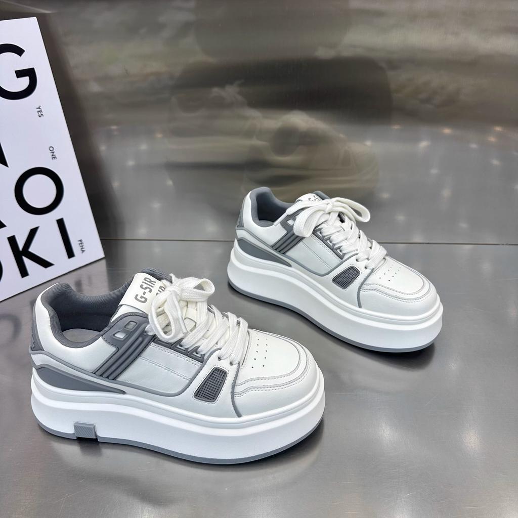 Popular outer wear platform white shoes women's 2025 spring new versatile muffin casual shoes board shoes heightening single shoe trend