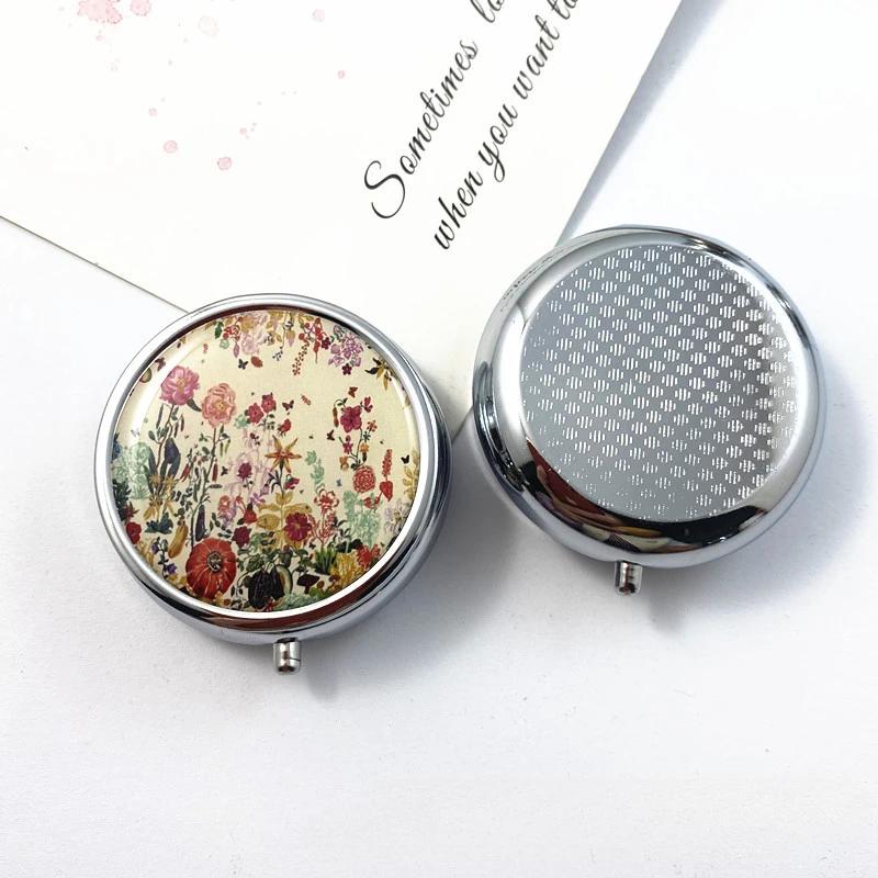 Metal Round Natural Flowers Pill Boxes Holder 3 Grids Medicine Case Small Portable Case Container Splitters