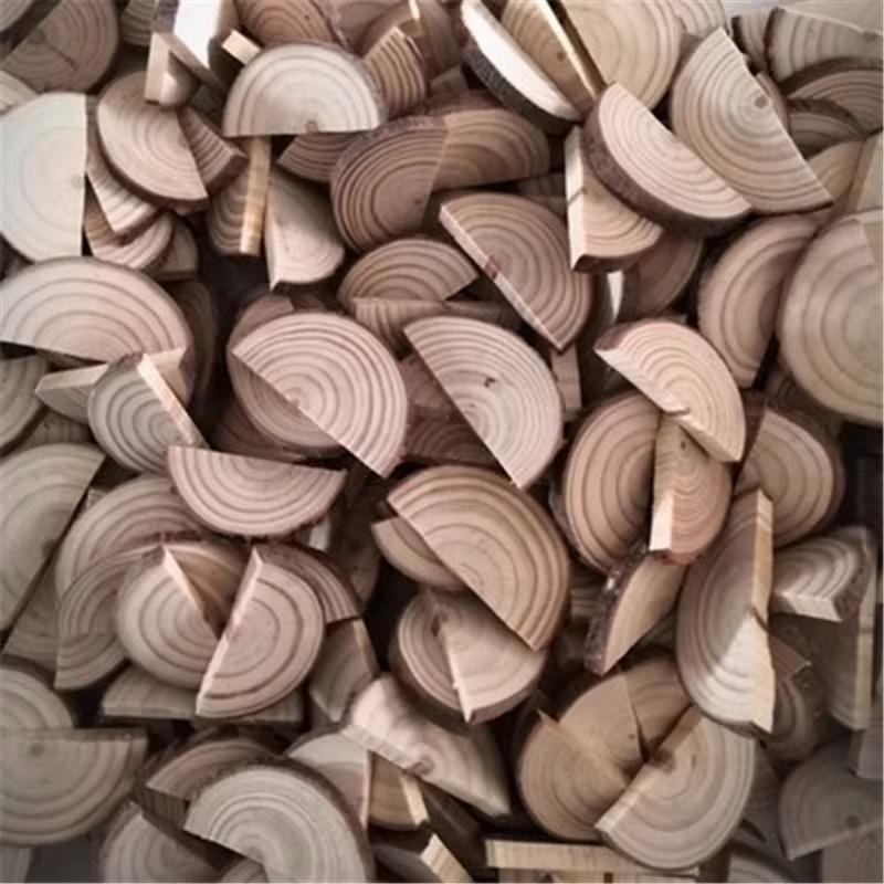 Hand-Painted Round Wood Slice Decoration - Semi-Circular, Fan-Shaped, Eco-Friendly Wood Carving