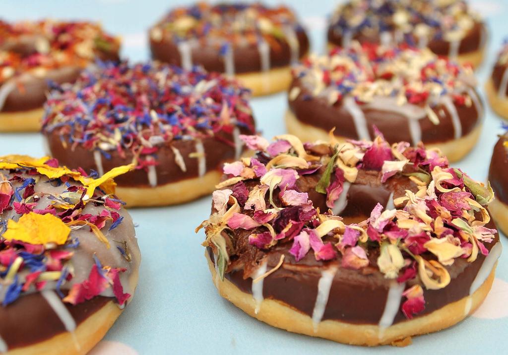 Flowers for Cake Blue Garden of Flavors - 20g Edible