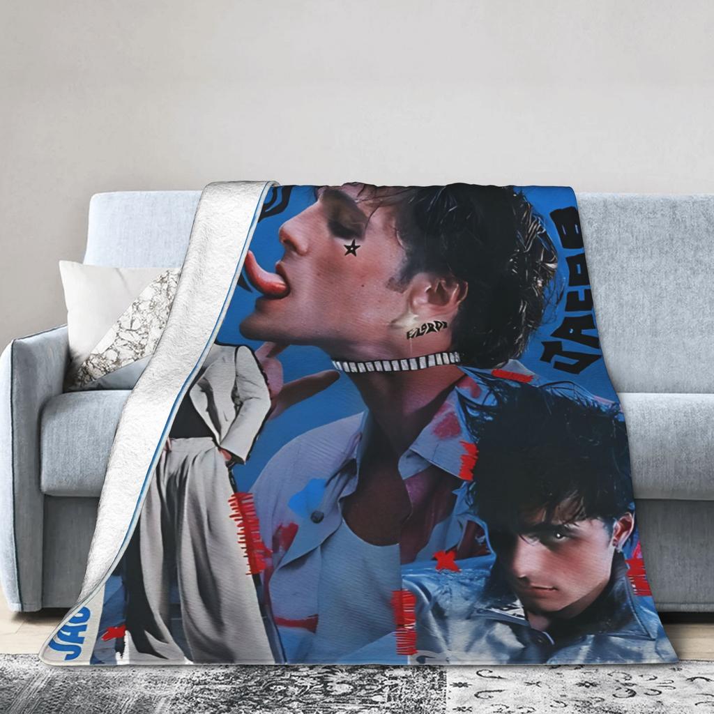 Soft Blanket Airplane Travel Jacob Elordi Australian Actor Bedding Throws Flannel Bedspread For Outdoor Funny Sofa Bed Cover