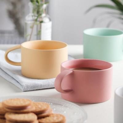Einfache einfarbige Kaffeetasse, Keramik, Wassertasse, Milchtasse, Nachmittagstee, Safttasse