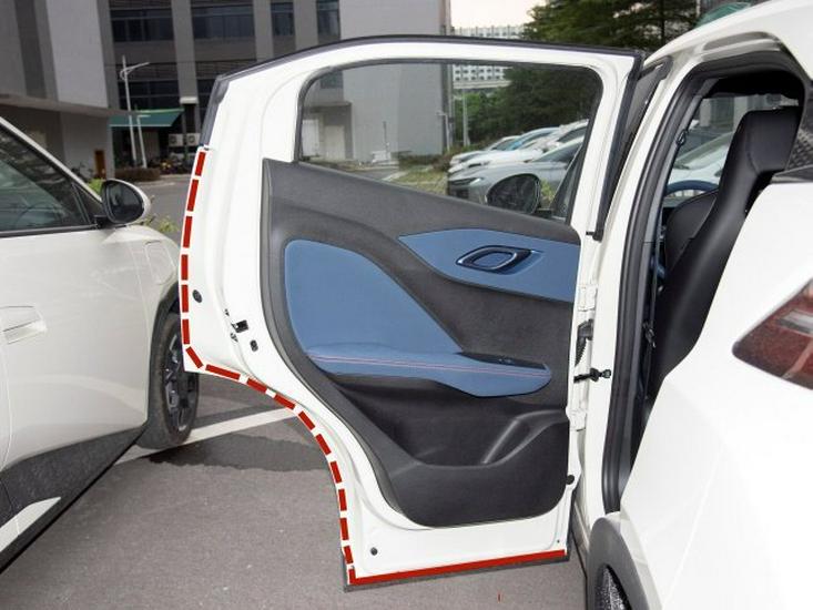BYD Seagull Car Door Sealing Strip: Sound Insulation, Dustproof, Silent, Waterproof Rubber Strip Modification.