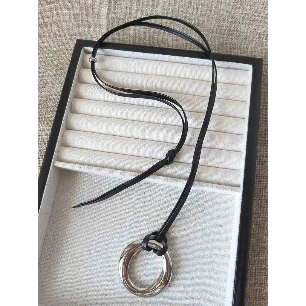 Tooxika Simple Light Luxury Design O-ring Pendant Necklace Leather Cord Adjustable Long Jumper Chain Women