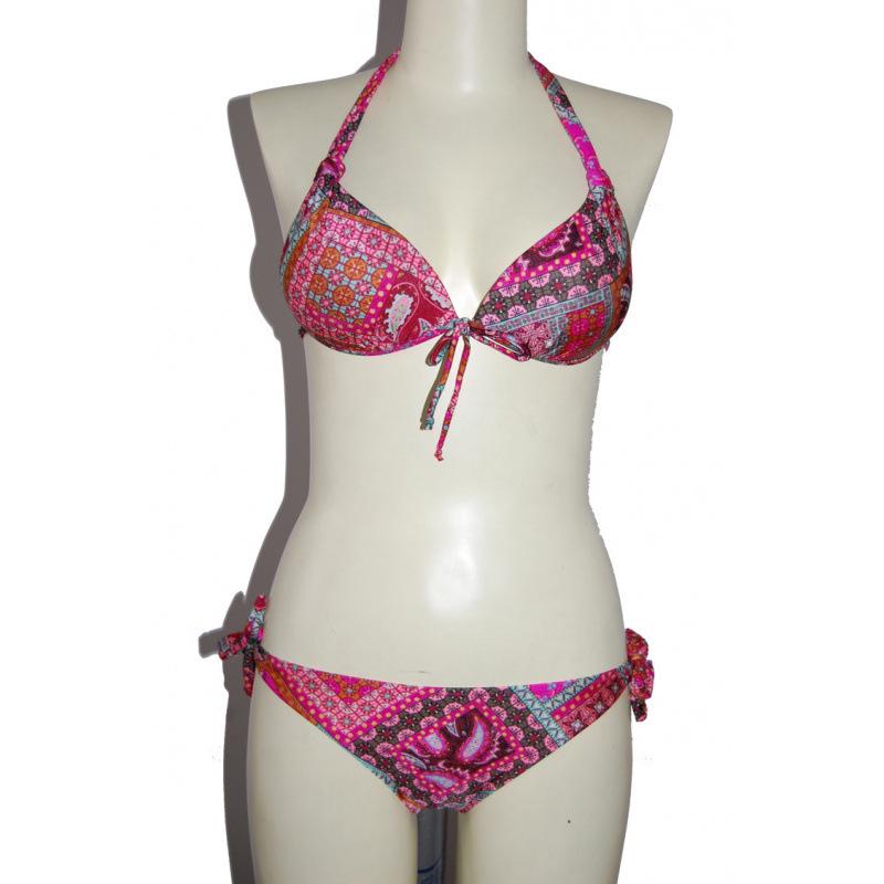 

Hanligu Korean Style Sexy Bikini Swimsuit 212002 Medium червоний