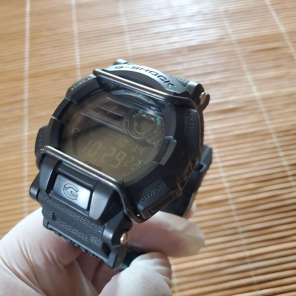 Used CASIO G-SHOCK digital watch black GD-400MB