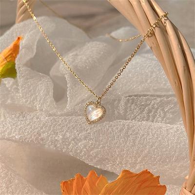 Fashionable Fashionable Women Heart Shaped Opal Chain Pendant Necklaces Shiny Aaa Cubic Zircon Temperament Necklaces Nuptial Wedding Occasion Jewelry