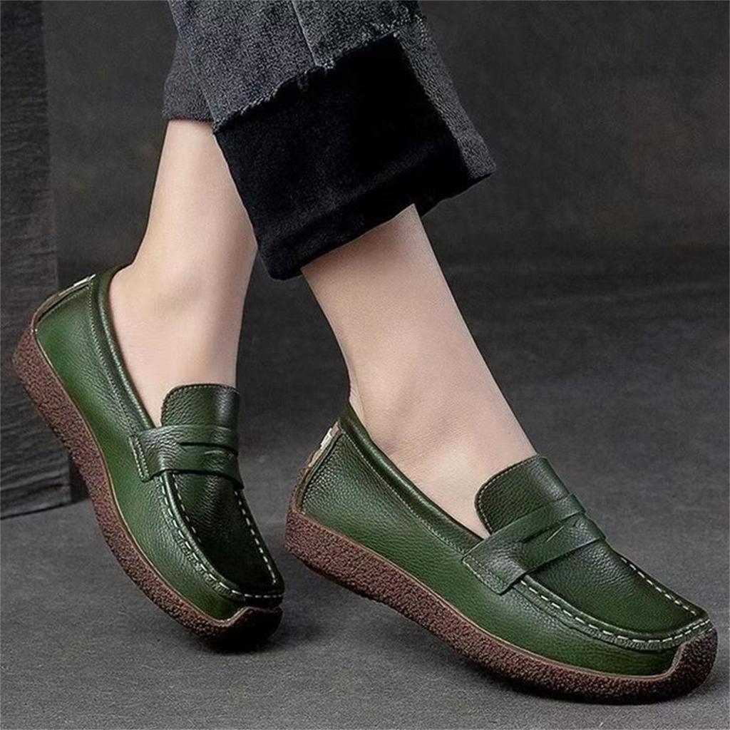 Women's Vintage Flat Leather Driving Moccasins