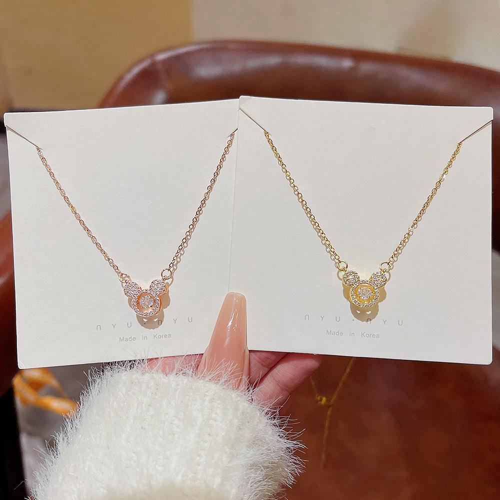 Fashion Bear Necklace Female Niche Temperament Micro-inlaid Zircon Smart Pendant Joker Luxury Titanium Clavicle Chain