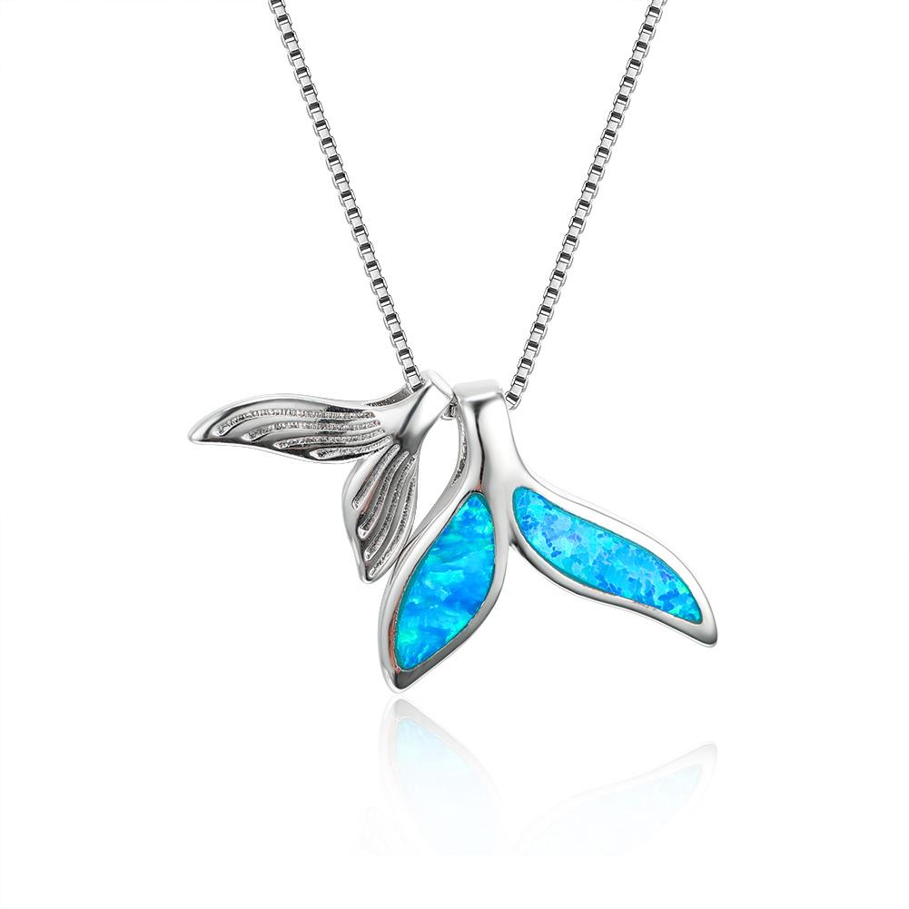Creative Fashionable and Trendy Pisces Tail Blue Necklace for Women Featuring A Cool and Minimalist Collarbone Chain