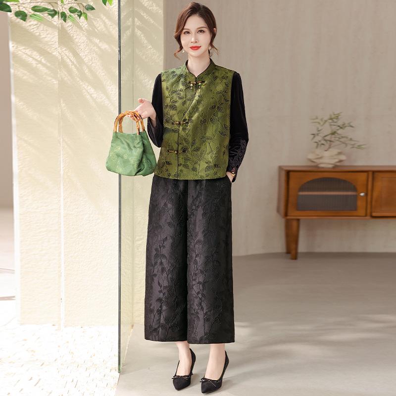 

Golden Velvet Retro Tang Suit 3-Piece Set: Long-Sleeve Vest for Middle-Aged & Elderly Women 4XL [145-160 catty]