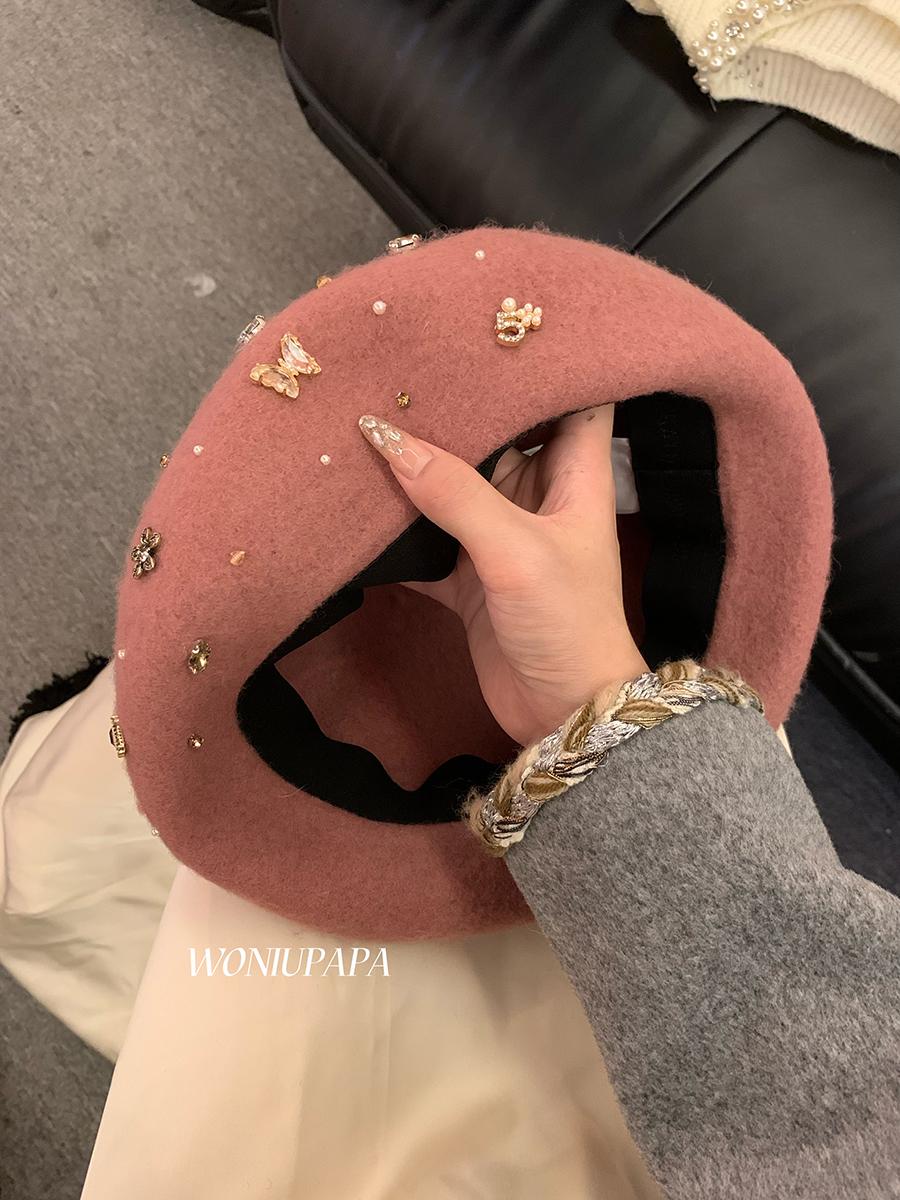 

Шерстяной берет женский 2024 новый осень и зима ручная работа бабочка маленький цветок стразы художник шляпа трехмерное лицо маленький Average Size (54-59cm)