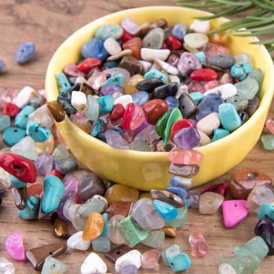 Partia 1000 sztuk, Mieszanka Polerowane Kamienie Szlachetne Kryształowe Odłamki Partia, Odłamki Partia Hurtowa, 3 Do 10 mm, Luźne Pół-Bębnowane Mini Kryształowe Odłamki, Materiały rzemieślnicze.