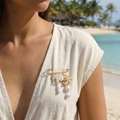 Broches y joyería para el cuerpo
