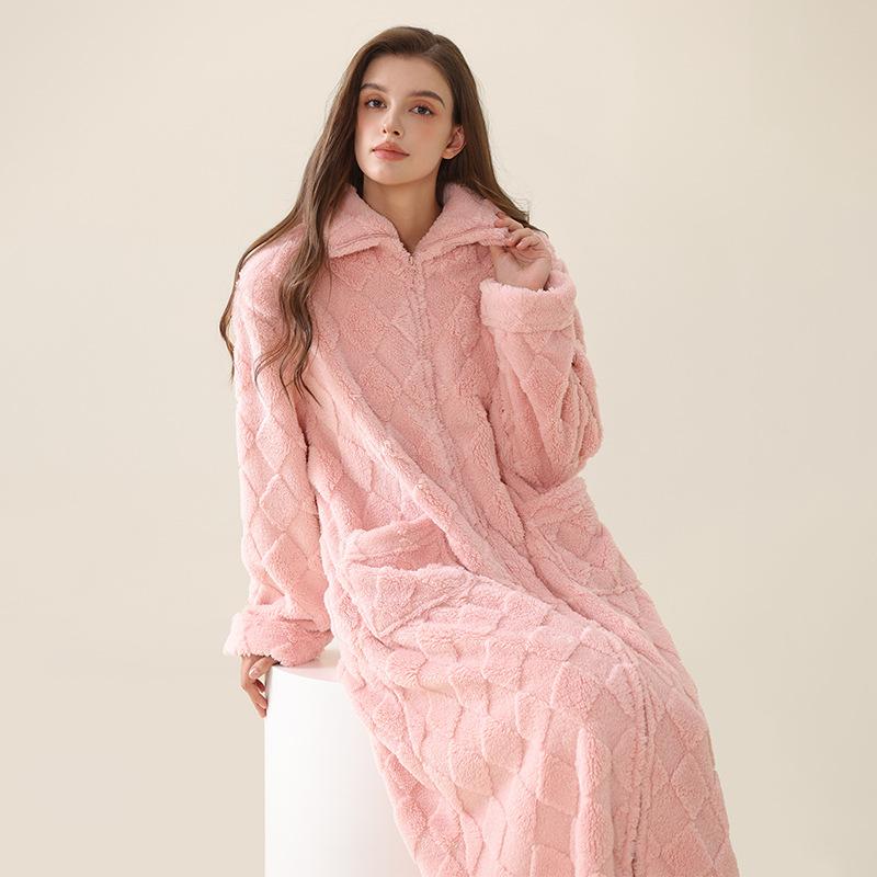 Men's Plush Bathrobe Zipper Up Long Housecoat Winter Warm SPA Fleece Duster Robe with Pocket Flannel Full Length Loose Fit Nightgown Sleepwear for Men