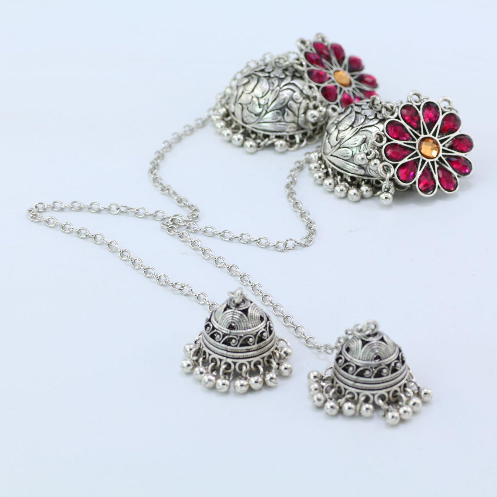 

Серьги с длинной цепочкой и кисточкой из сплава с резным узором, персонализированные серьги в придворном стиле в стиле ретро с бриллиантами и цветком Ид аль-Фитр Лассер Байрам