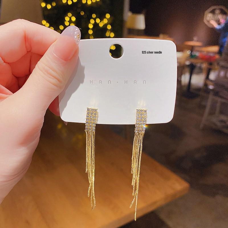 Серебряные серьги-кисточки, инкрустированные изумрудами и бриллиантами: Изысканные Высококлассные Заметные Украшения