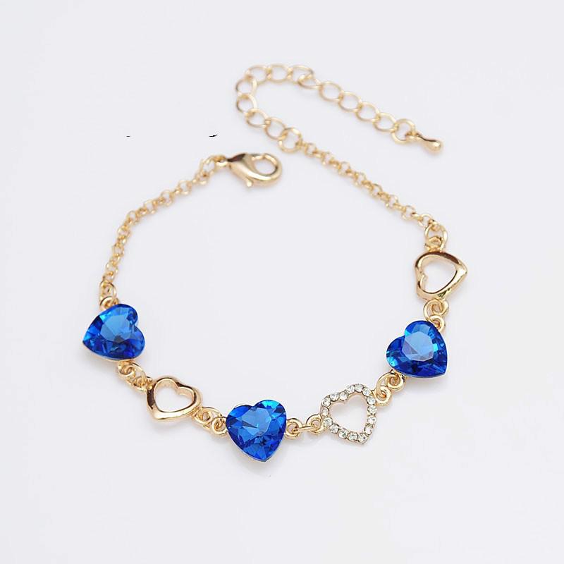 Trendy Heart-shaped Interlocking Rings Bracelet for Women