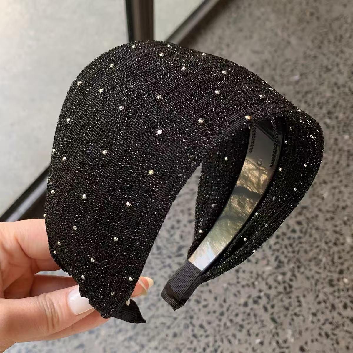 

2025 Retro Rhinestone Star Headband – Wide Edge Korean Style for Women чорний