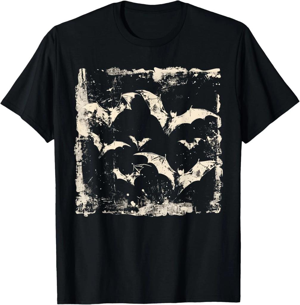 Bats Vampire Horror Spooky Scary Halloween Goth Aesthetic T- Shirt