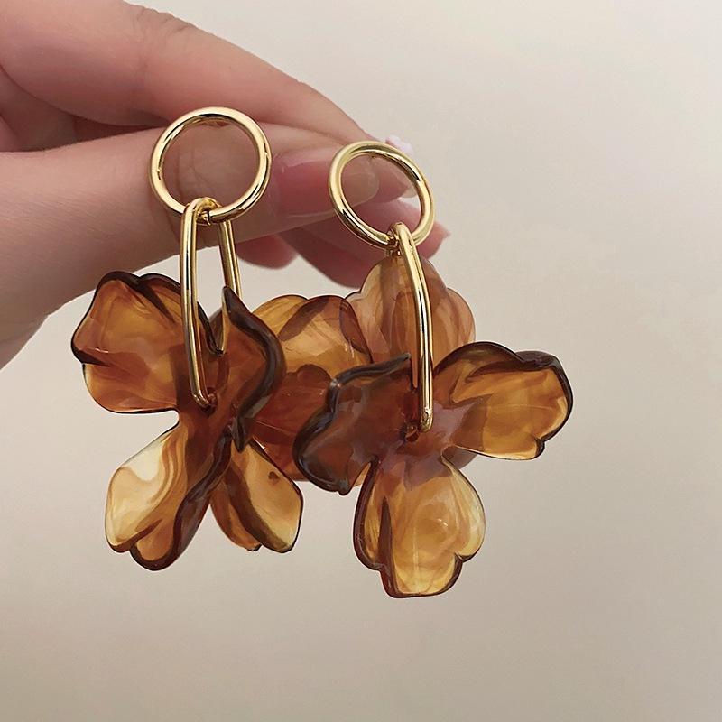 Tiger Eye Series Retro Stud Earrings for Women - Exquisite, Light Luxury Earrings