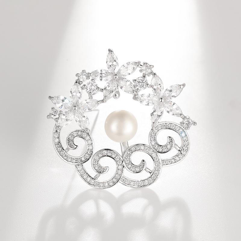 Auspicious Cloud Zirconia  Agate Brooch - Elegant Clothing Accessory