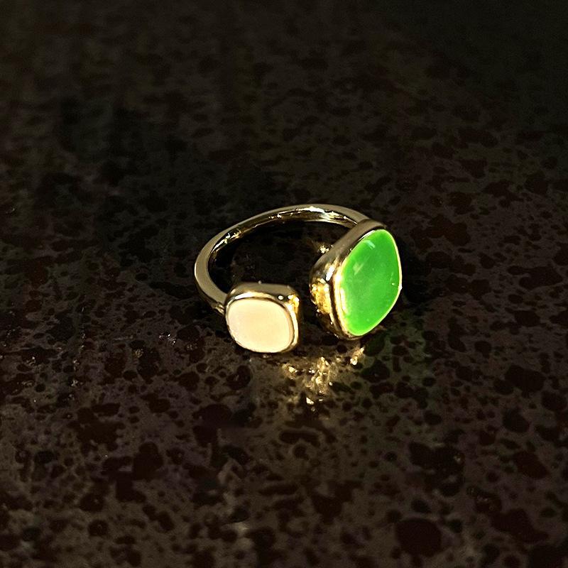 

Korean Style Contemporary Open Ring Crafted From 925 Sterling Silver With Pearl Accent J2581