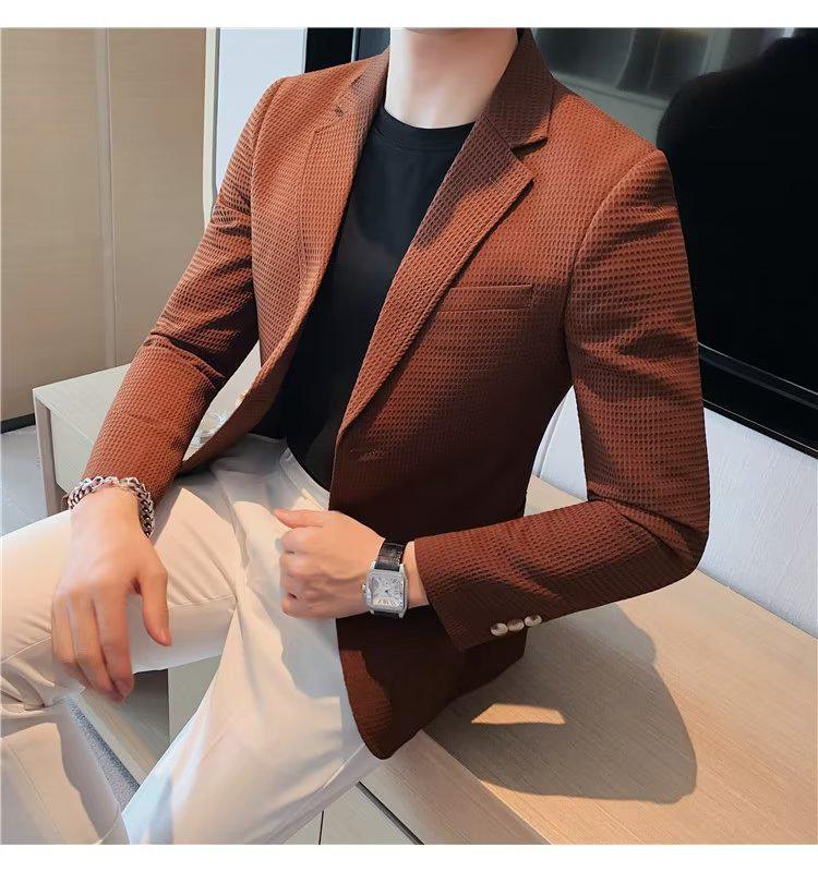 Men's Korean-Style Casual Suits: Trendy, Solid Color Jackets for Autumn/Winter - Versatile, Comfortable, and Stylish.