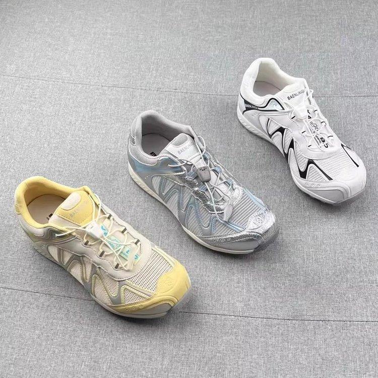In the Autumn of 2025, the New Thick-soled Functional Wind Elastic Drawstring Contrasting Colors Sports Wind Versatile Mesh Casual Shoes Women's Spri
