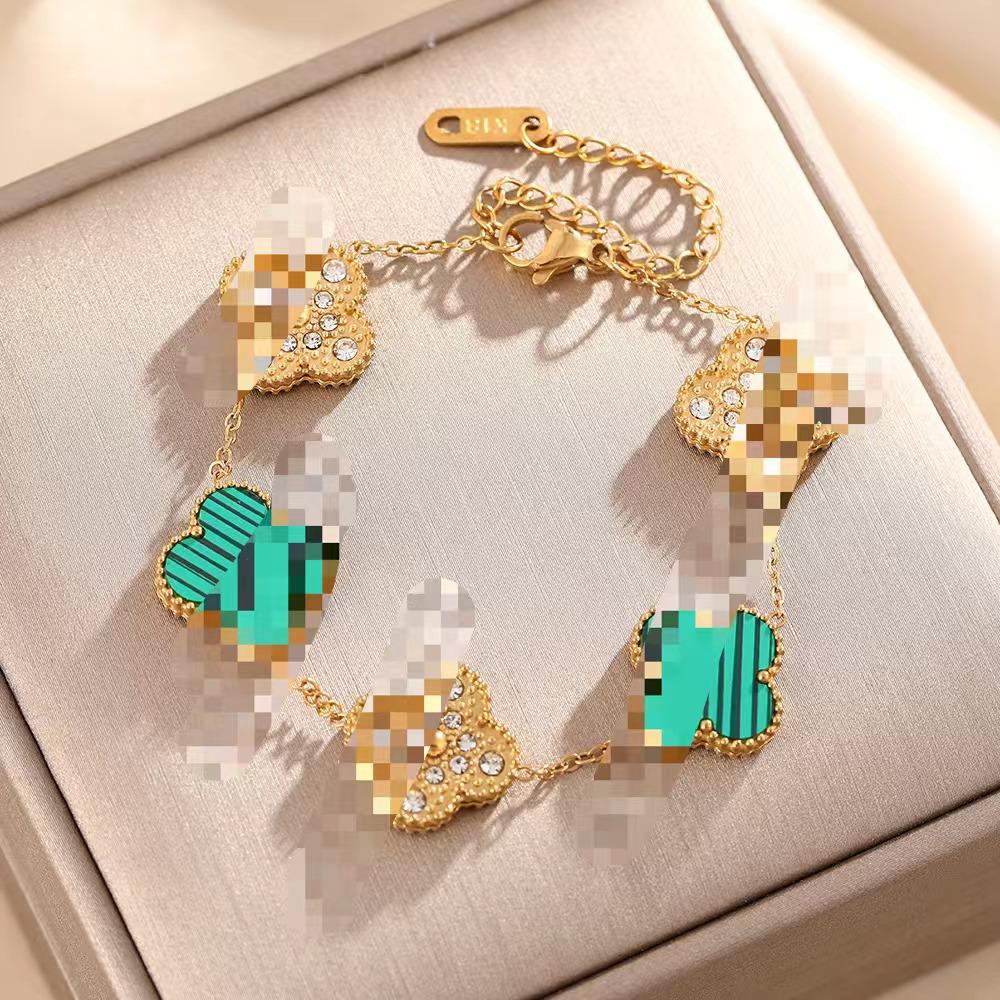 Luxe Titanium Staal Vierbladig Klaver Armband in Koreaanse Stijl met Ingelegde Diamanten voor Vrouwen - Kleurvast