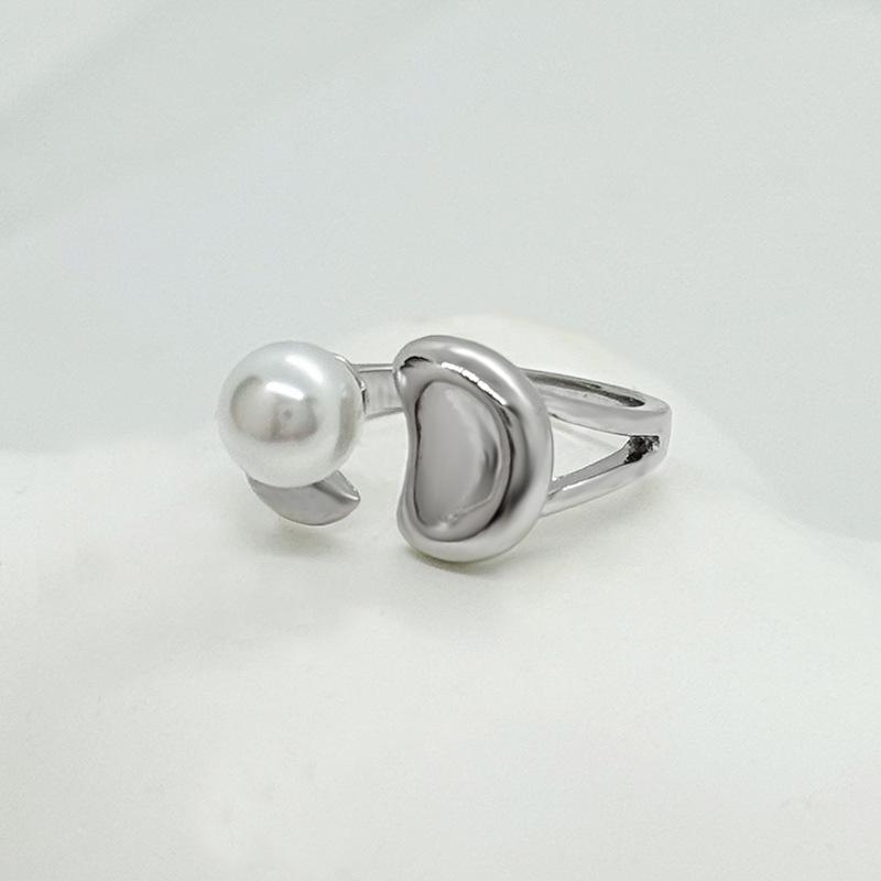 

Korean Style Pearl Yuanbao Open Ring - Light Luxury & Simple High-End Fashion Statement