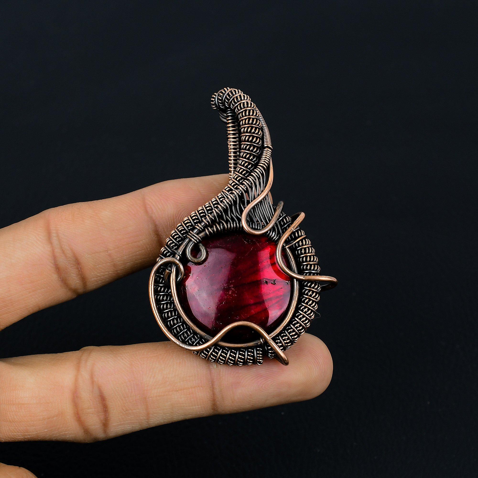 

Подвеска из красного лабрадорита, украшение, обернутое медной проволокой 999 пробы, подвеска с драгоценным камнем, ювелирное изделие ручной работы, свадебный подарок 2.55 Inches