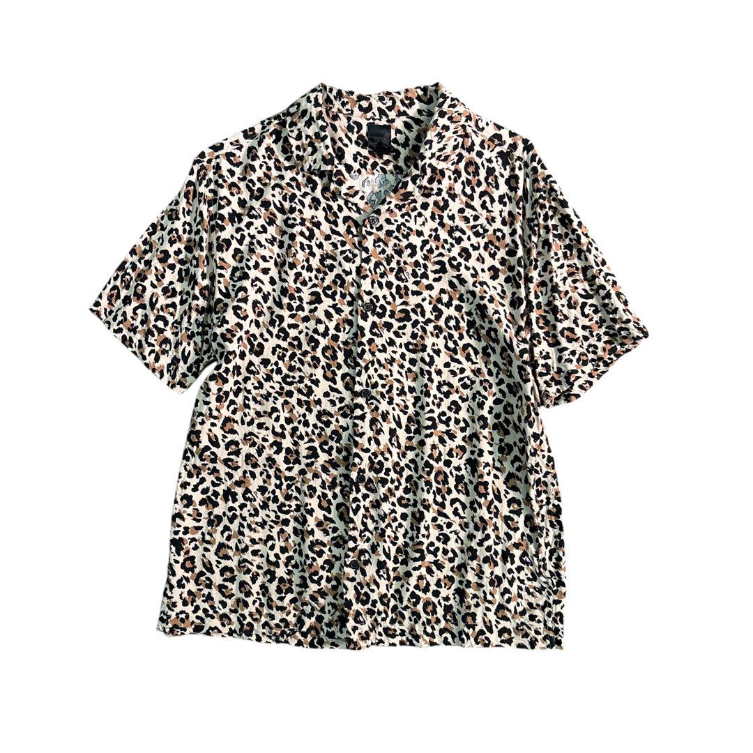 

[USED] 7SM1 H&M leopard print open collar shirt, short sleeves, rayon, used