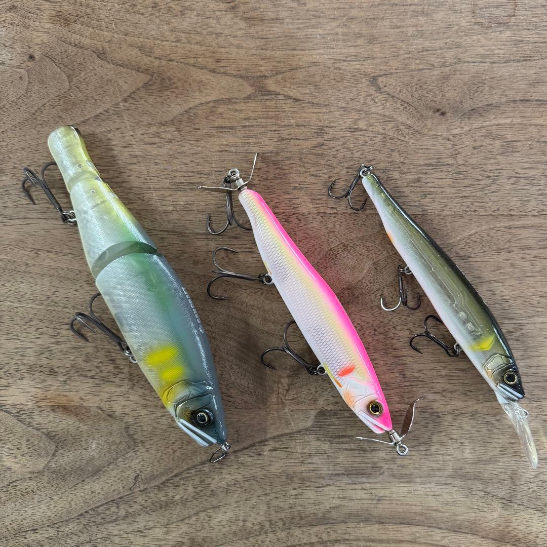 Used gun craft lure set