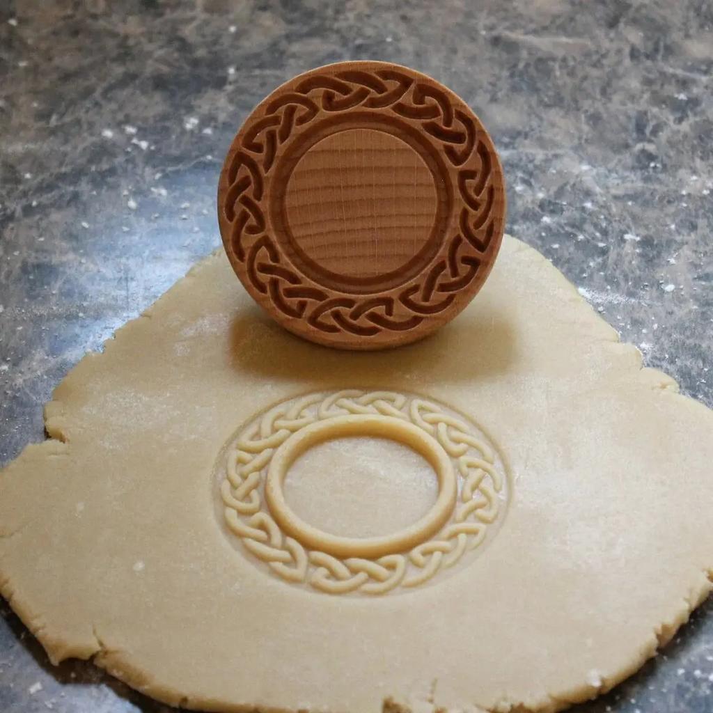 Holz Ausstechform Ausstecher Kekse Stempel Niedlicher Tannenzapfen Blume 3D Kuchen Prägeform Lebkuchen Gebäck- und Backzubehör